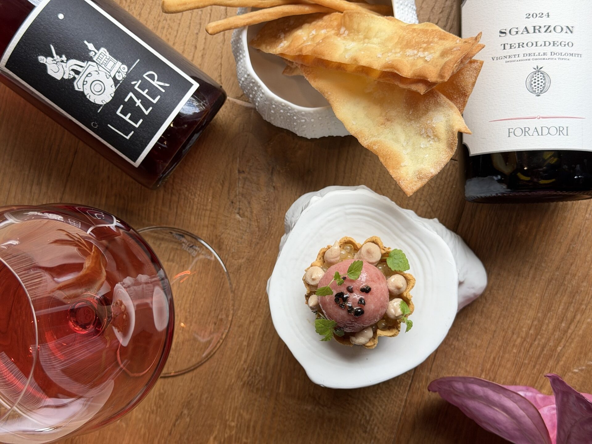 Carmelo Greco x Foradori: ein Abend mit biodynamischem Wein aus den Dolomiten